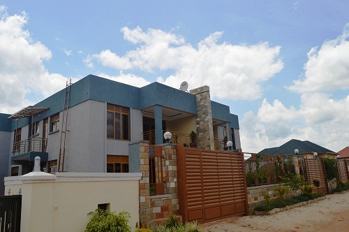 A FURNISHED 3 BEDROOM HOUSE FOR RENT AT  GACURIRO